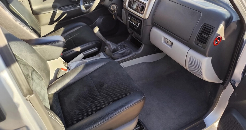 Mitsubishi Pajero cena 42900 przebieg: 93600, rok produkcji 2006 z Skierniewice małe 211